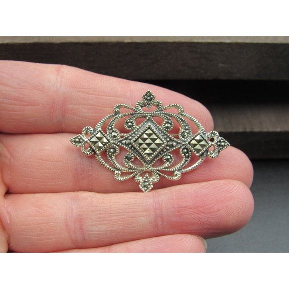 Sterling Silver Fancy Marcasite Stones Pin Brooch - Picture 1 of 5